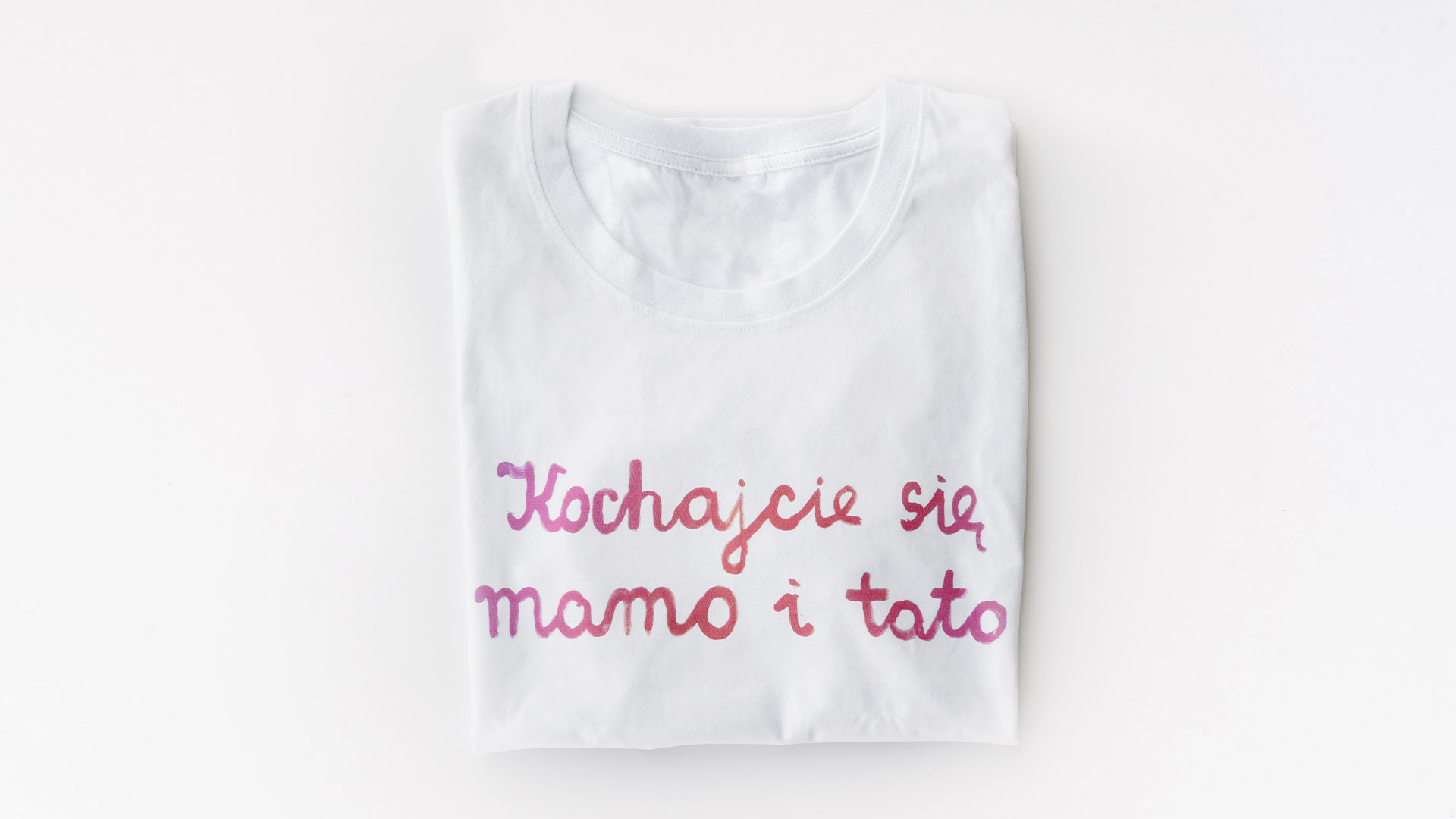 T-shirt damski &quot;Kochajcie się mamo i tato&quot;